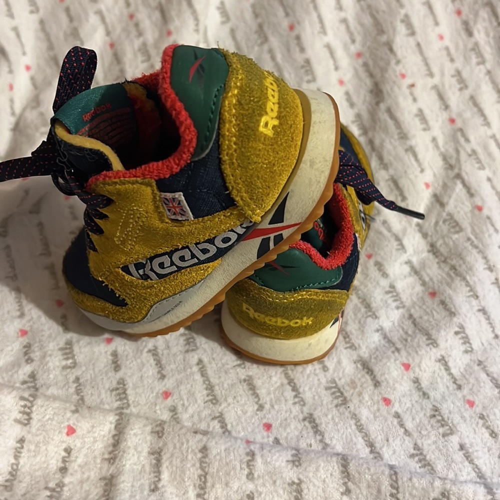 Reebok - Picture 5 of 6